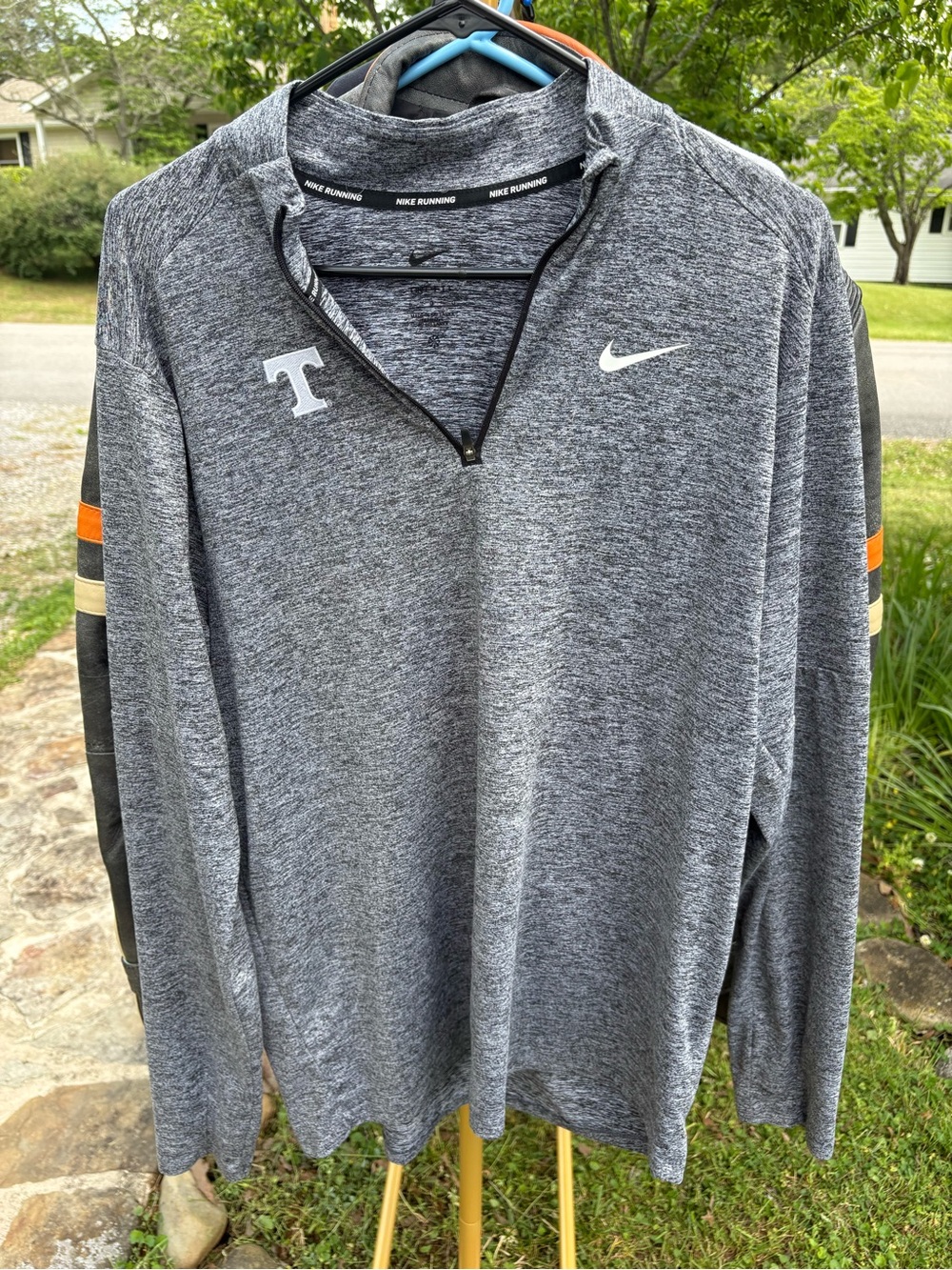 Nike Black & Gray Heathered Half-Zip Running Top